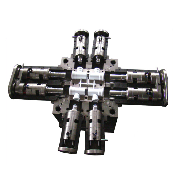 Pipe fitting mould