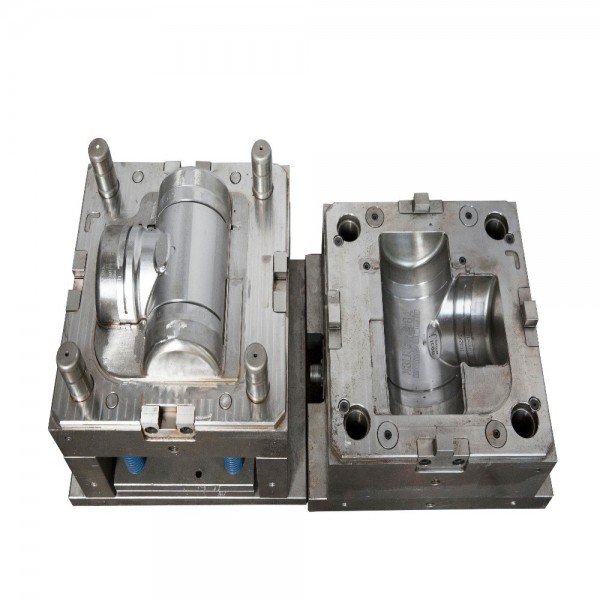 Pipe fitting mould